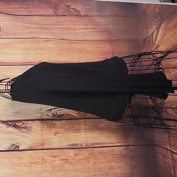 American Eagle Outfitters Crossbody shirt | Size M - Picture 2 of 4